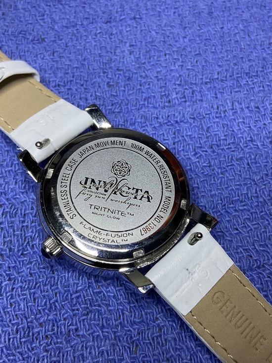 Invicta Wildflower Watch in Good Condition main image 10